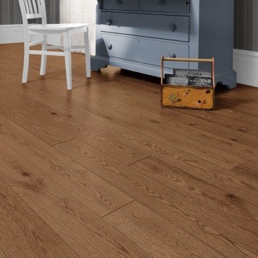 Red Oak Carmel Character Brushed - Floor image