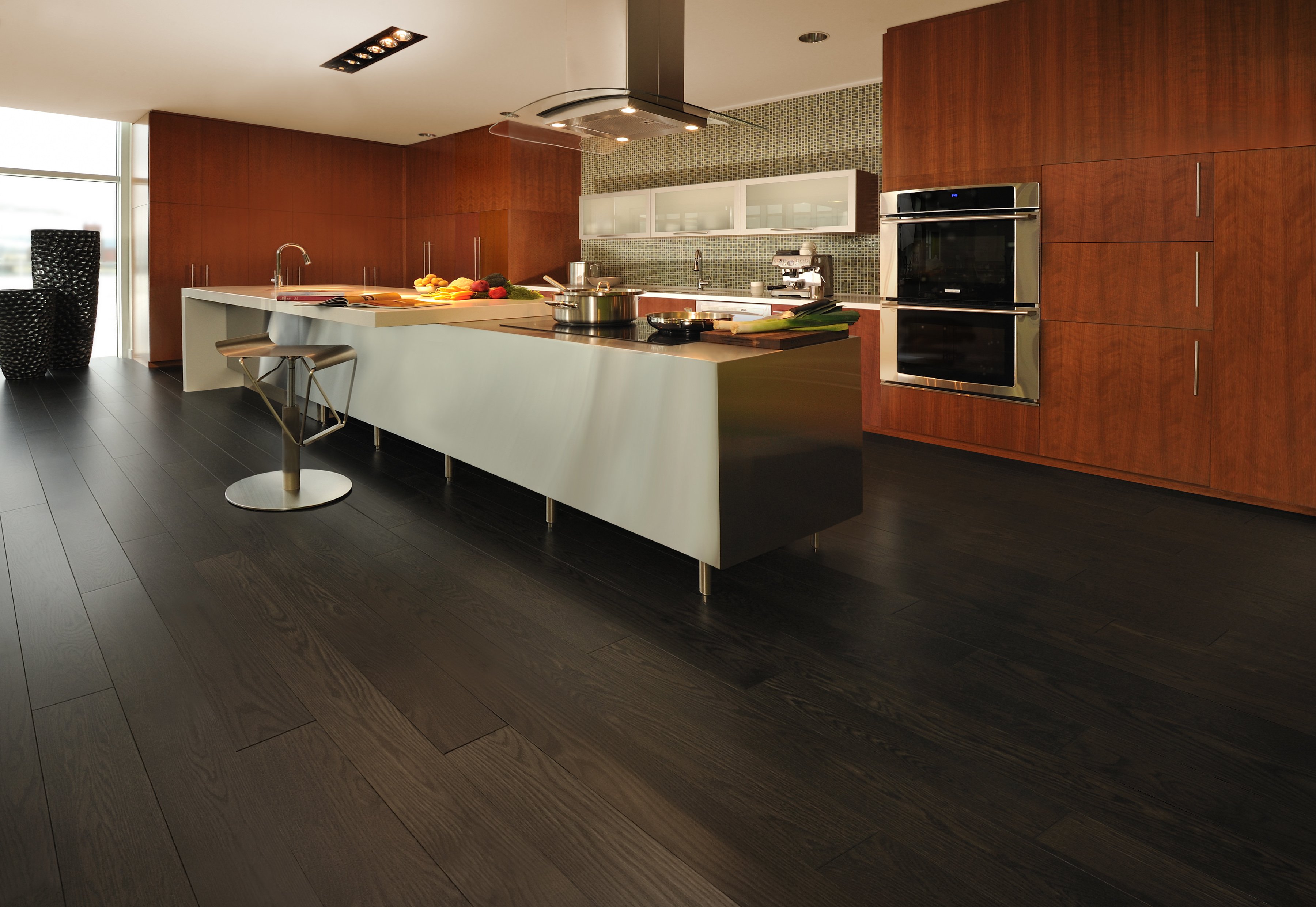 Red Oak Graphite Smooth Cashmere® - Ambience image