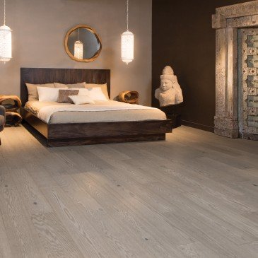 Grey Red Oak Hardwood flooring / Treasure Mirage Herringbone / Inspiration
