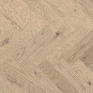 White Oak Hardwood flooring / Loveland Mirage Herringbone